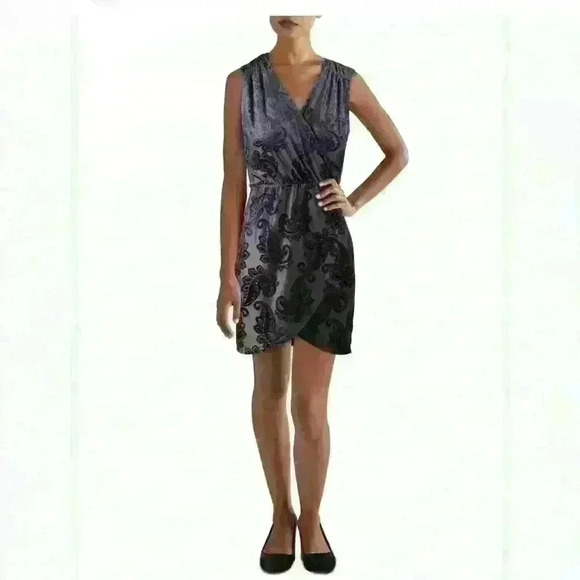 NWT Aqua Womens Velvet Cocktail Mini Dress Size Large - Picture 1 of 10